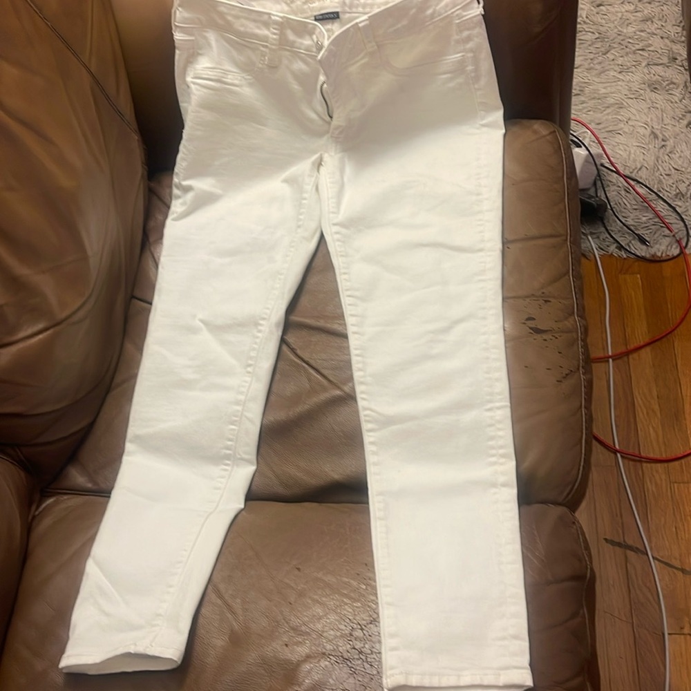 White jeans like new